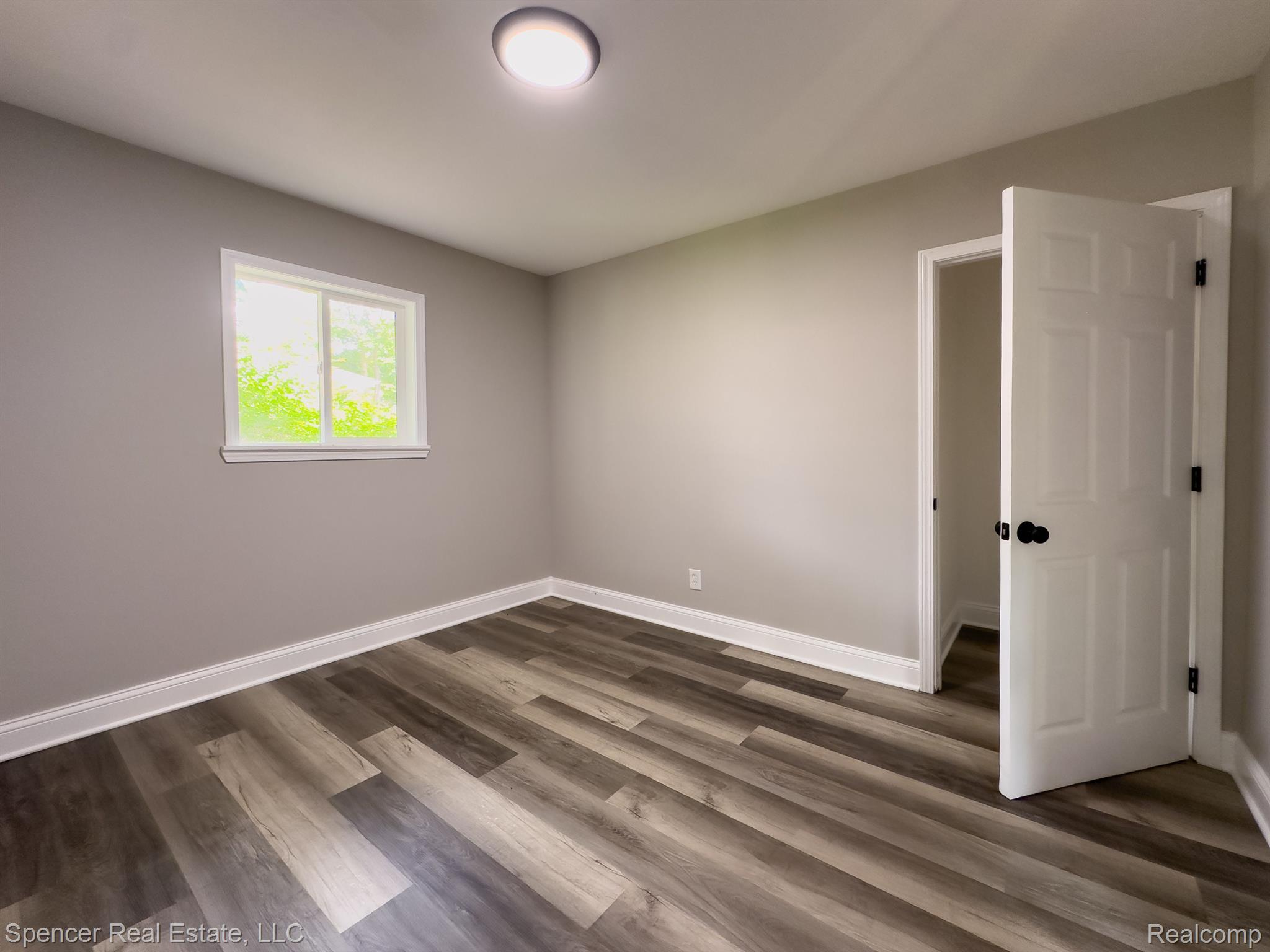 2155 Highfield Road Waterford, MI 48329 - Photo 11 of 13 Bedroom 3