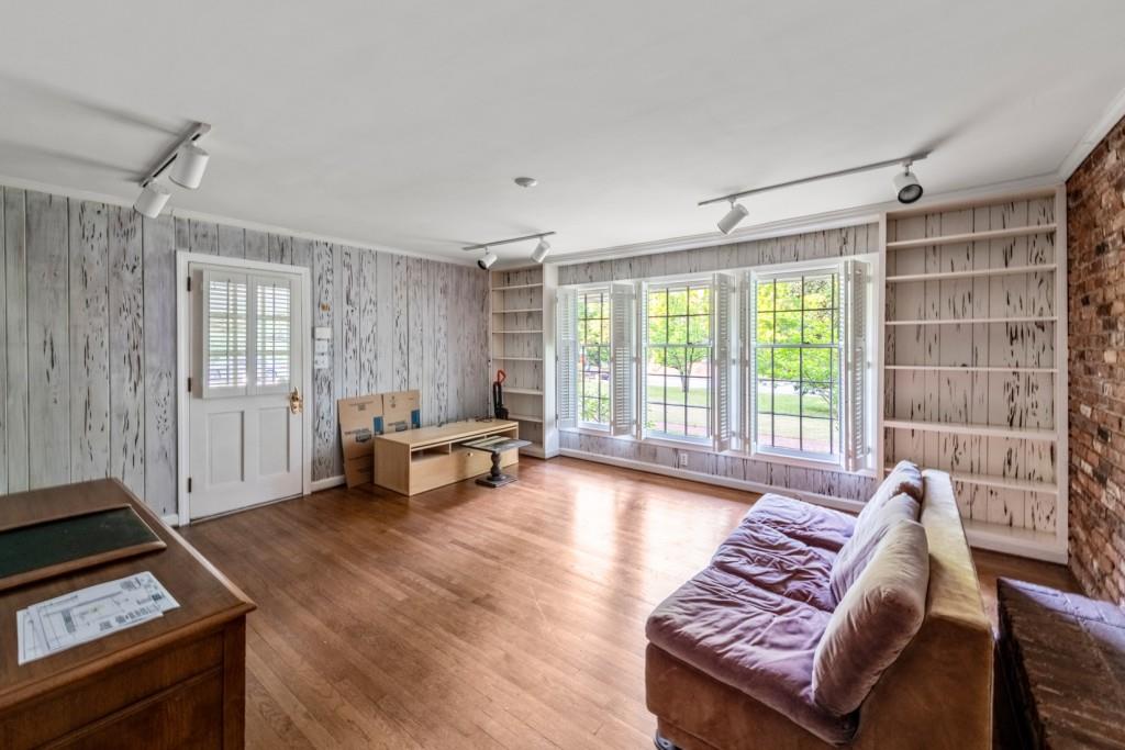 5132 High Point Road Northeast Atlanta, GA 30342 - Photo 12 of 25