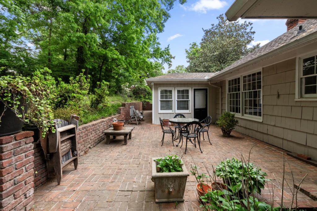 5132 High Point Road Northeast Atlanta, GA 30342 - Photo 18 of 25