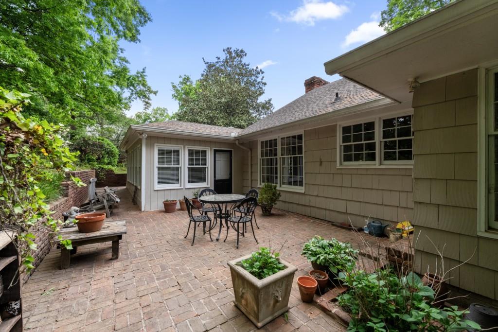 5132 High Point Road Northeast Atlanta, GA 30342 - Photo 19 of 25