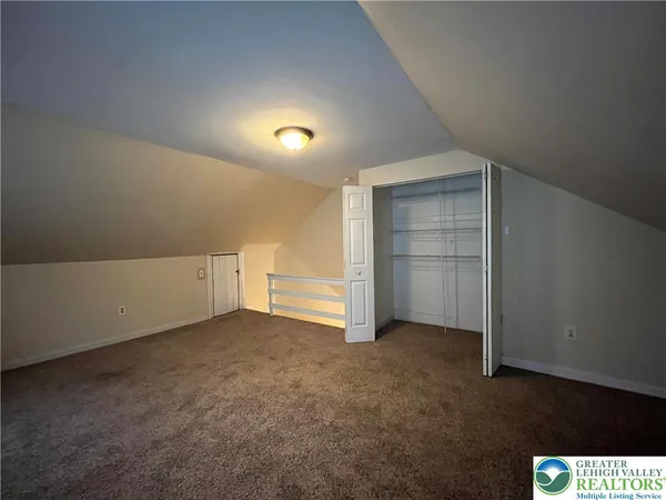 $1,095 | 316 North Street, Unit 2, Jim Thorpe, PA 18229