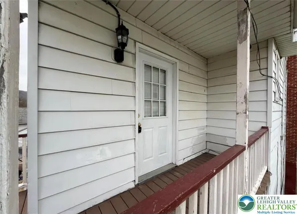 $1,095 | 316 North Street, Unit 2, Jim Thorpe, PA 18229