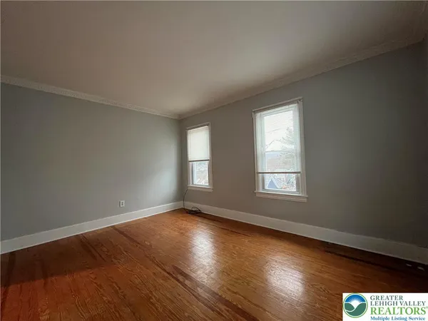 $1,095 | 316 North Street, Unit 2, Jim Thorpe, PA 18229