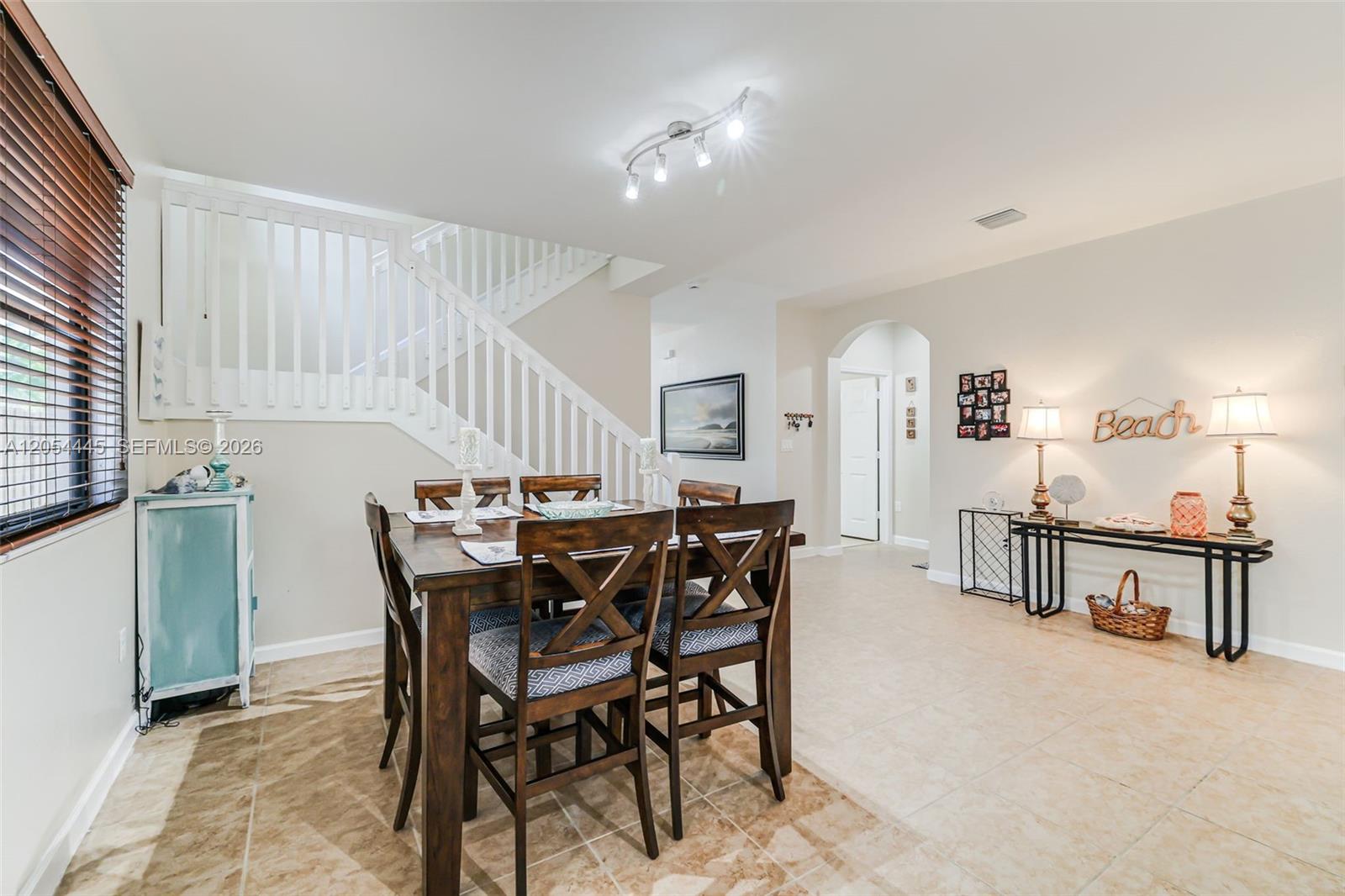 17670 Southwest 154th Place Miami, FL 33187 - Photo 8 of 69 Gallery Image 8
