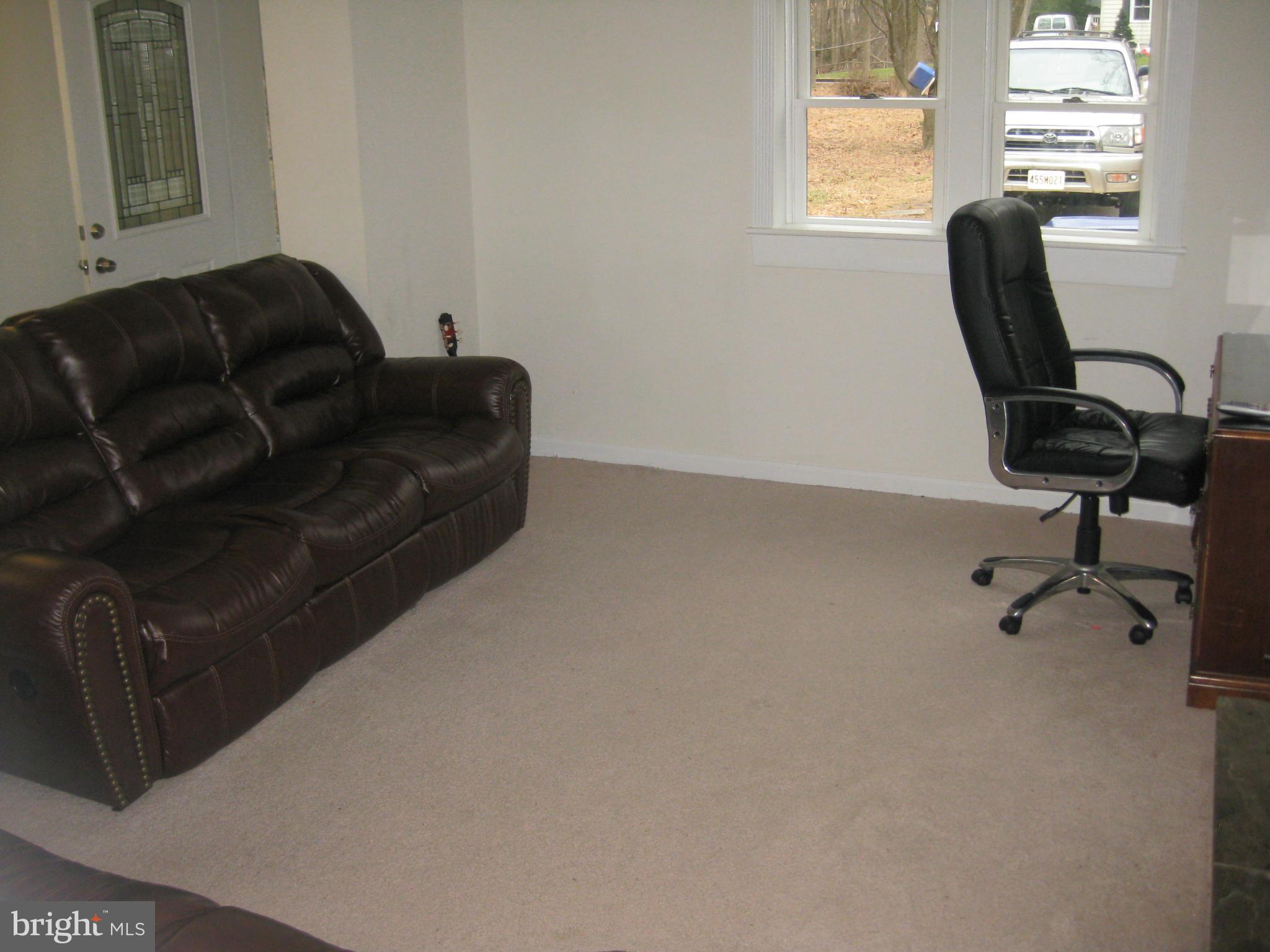 12820 Maple Street Silver Spring, MD 20904 - Photo 6 of 18 Interior (General)