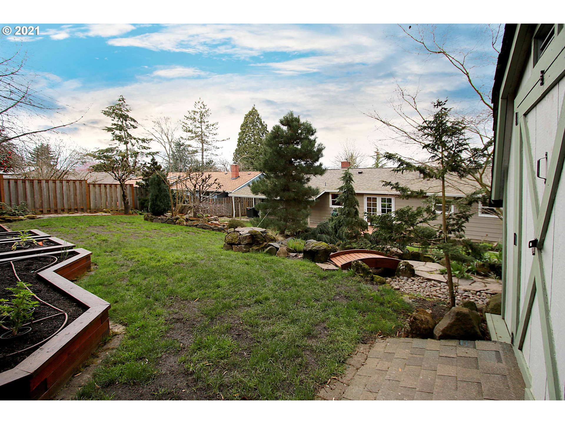 12740 Southwest Foothill Drive Portland, OR 97225 - Photo 25 of 27 a view of a backyard of the house