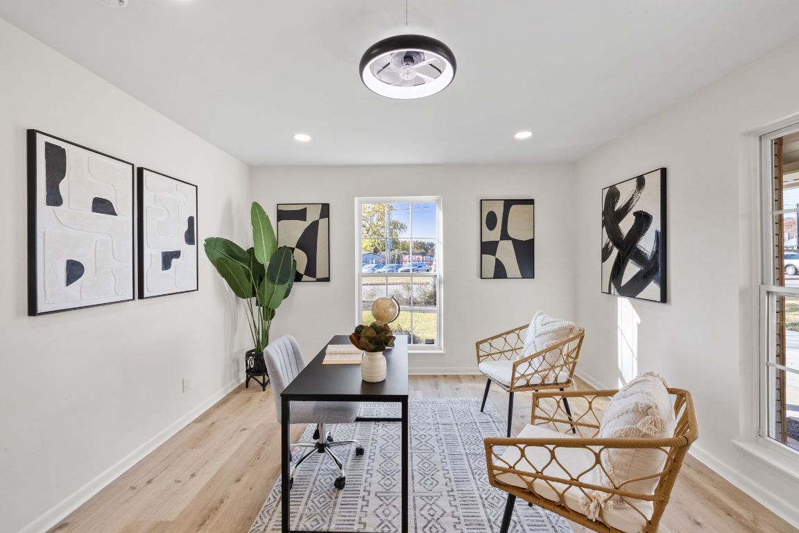 3012 Hunt Trail Austin, TX 78757 - Photo 5 of 29 a living room with furniture