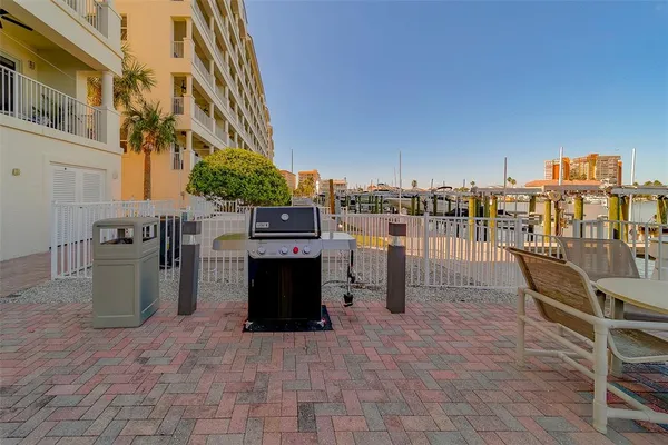 $4,995 | 17735 Gulf Boulevard, Unit 501, Redington Shores, FL 33708