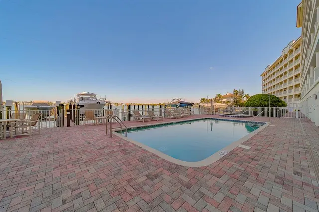 $4,995 | 17735 Gulf Boulevard, Unit 501, Redington Shores, FL 33708