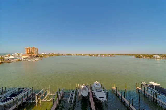 $4,995 | 17735 Gulf Boulevard, Unit 501, Redington Shores, FL 33708