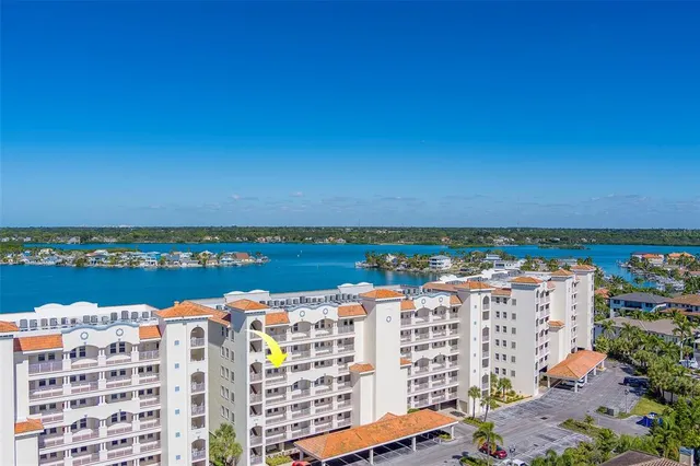 $4,995 | 17735 Gulf Boulevard, Unit 501, Redington Shores, FL 33708