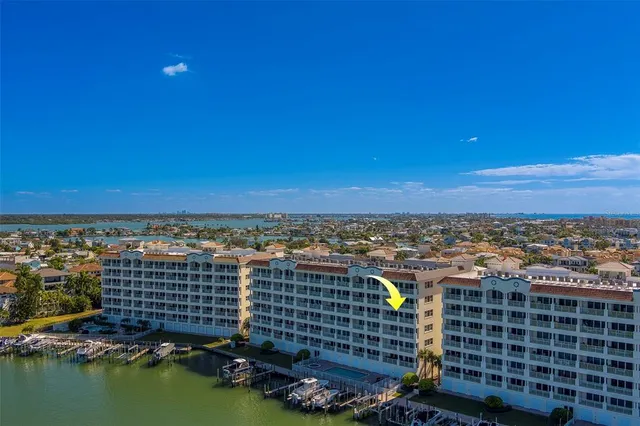 $4,995 | 17735 Gulf Boulevard, Unit 501, Redington Shores, FL 33708