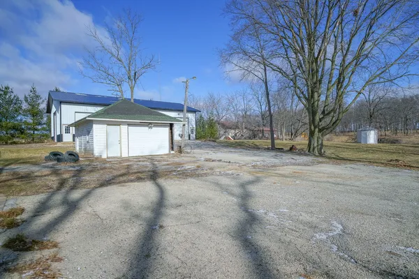 $330,000 | 6259 North Pecatonica Road, Pecatonica, IL 61063
