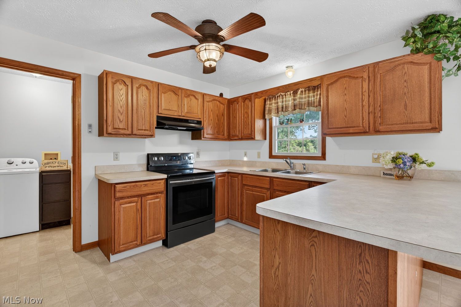 12002 West Lake Road Vermilion, OH 44089 - Photo 10 of 43 Gallery Image 10