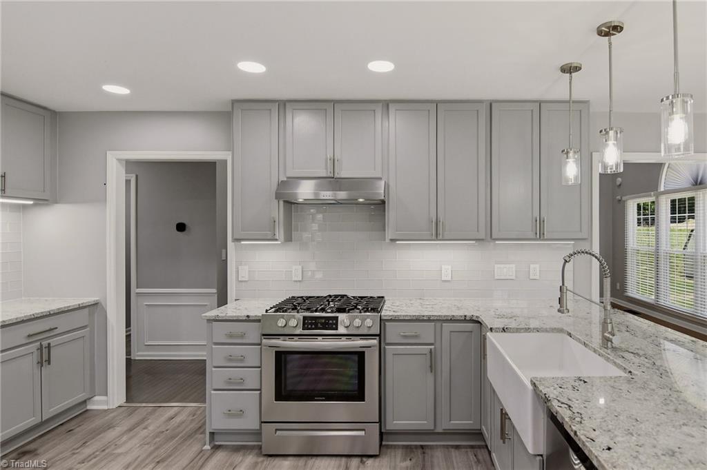 1406 Spring Tree Court High Point, NC 27265 - Photo 14 of 35