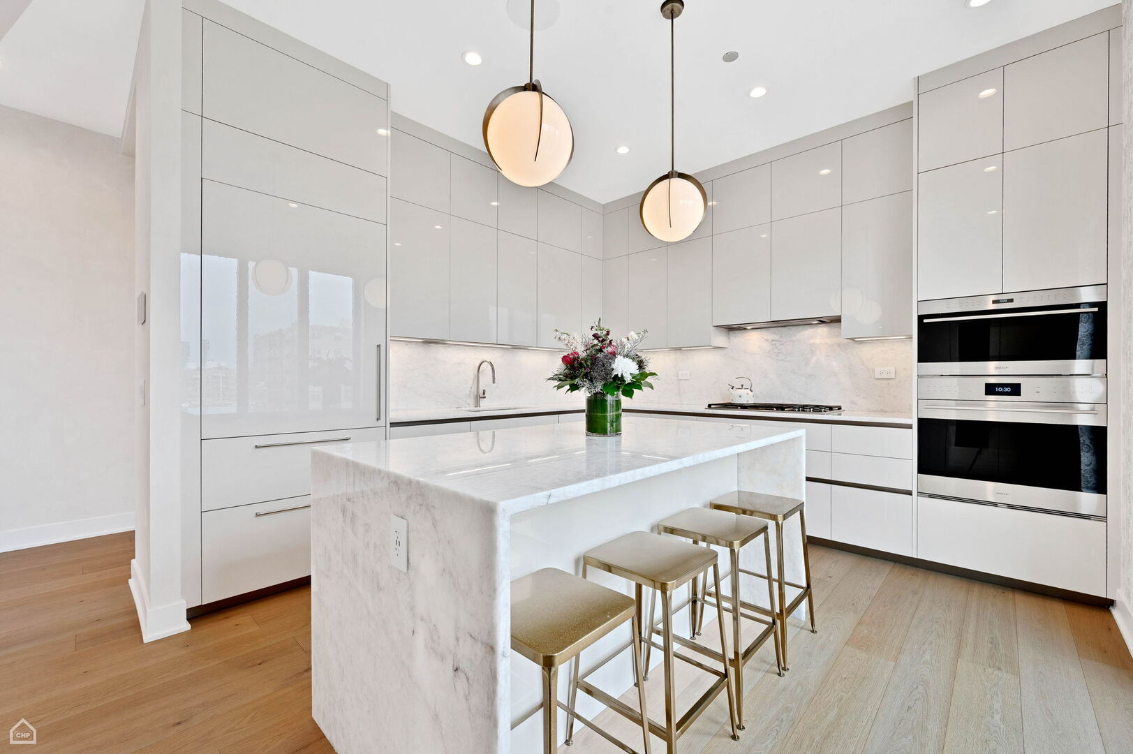 305 South Racine Avenue, Unit PHA Chicago, IL 60607 - Photo 9 of 39