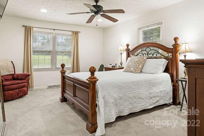 101 London Road Hendersonville, NC 28739 - Photo 27 of 48 Gallery Image 27