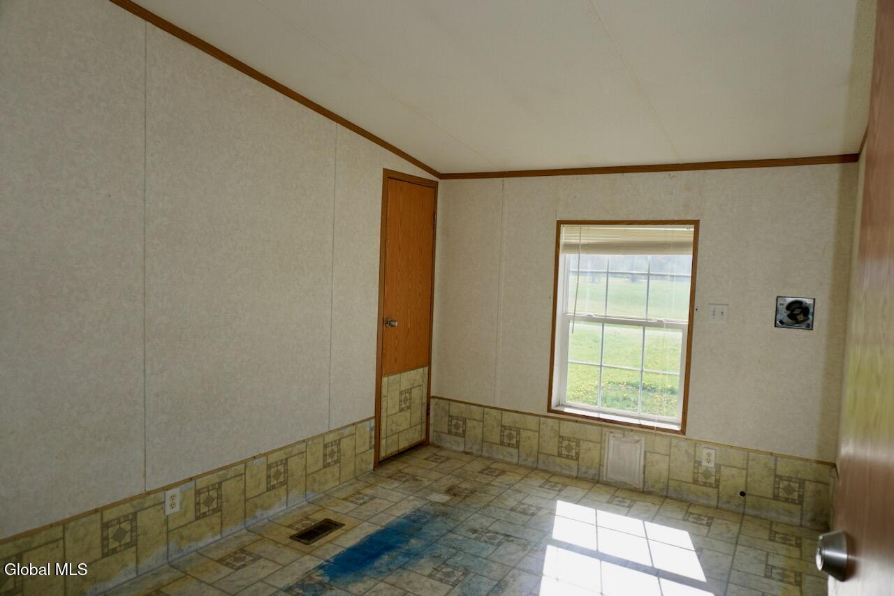 201 Reed Hill Road Glen, NY 12072 - Photo 25 of 41 DSC05483