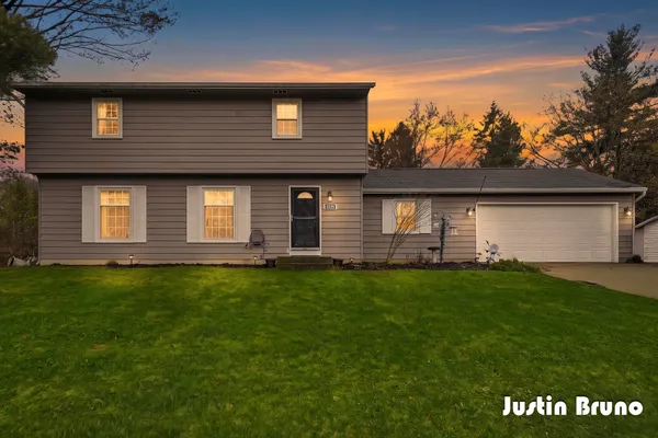 $449,900 | 6866 Adaside Drive Southeast, Ada, MI 49301