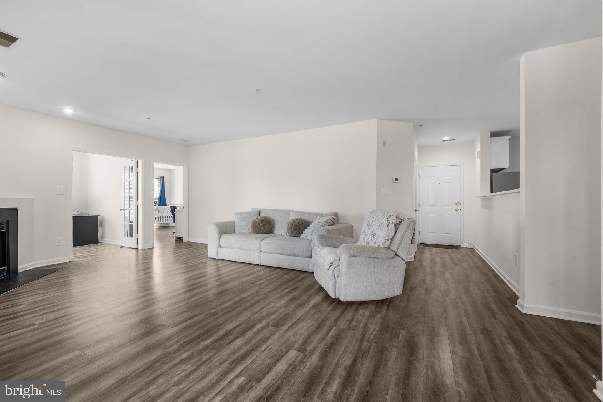 25300 Lake Mist Square, Unit 101 Chantilly, VA 20152 - Photo 15 of 63