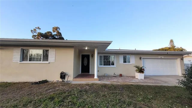 $3,495 | 356 East Overbrook Drive, Largo, FL 33770
