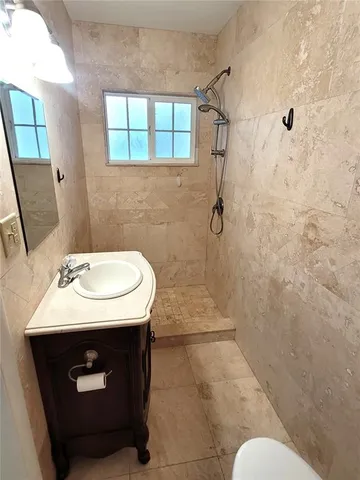 $3,495 | 356 East Overbrook Drive, Largo, FL 33770