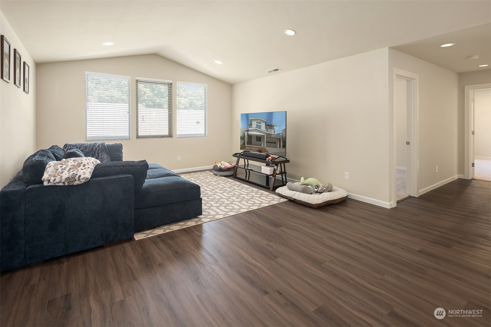 10616 Southeast 187th Place Renton, WA 98055 - Photo 10 of 27 Gallery Image 10