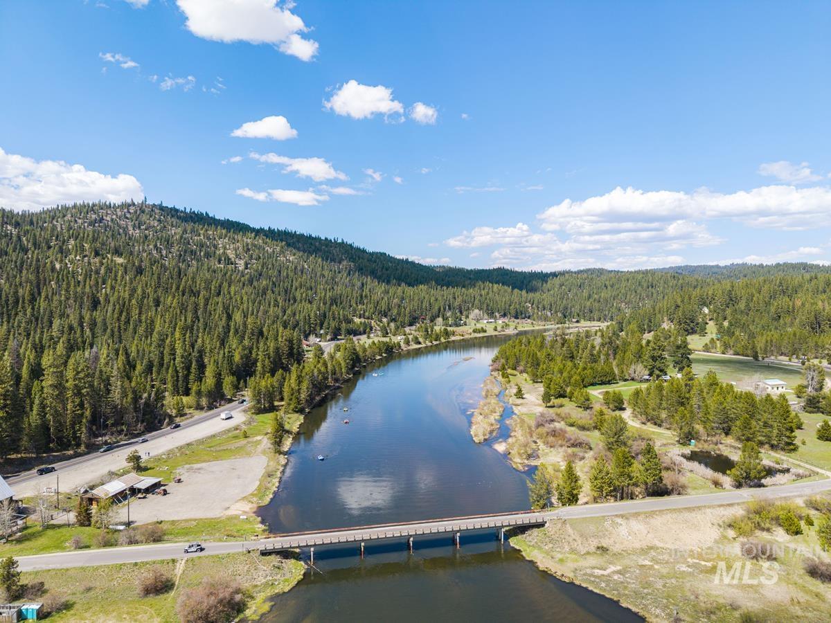 178 Tripod View Drive Cascade, ID 83611 - Photo 31 of 35