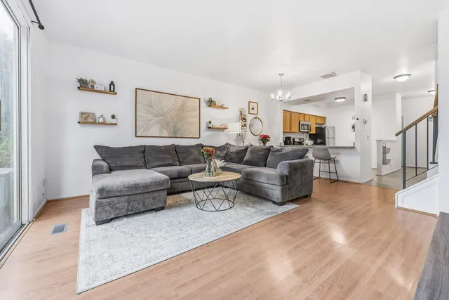 $2,000 | 4462 West Quill Lane, Waukegan, IL 60085