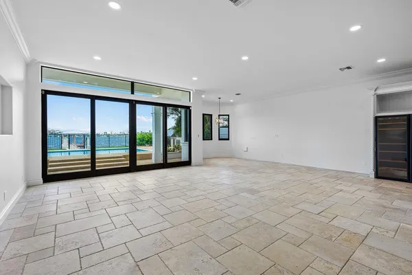 $35,000 | 1 18th Avenue South, Lake Worth Beach, FL 33460