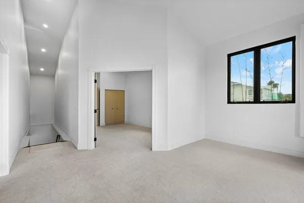 $35,000 | 1 18th Avenue South, Lake Worth Beach, FL 33460