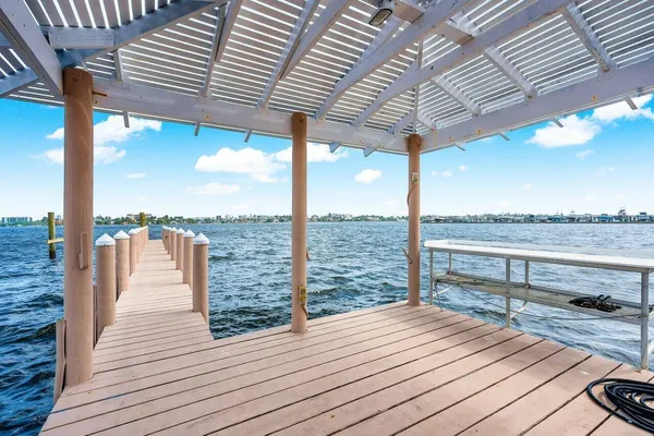 $35,000 | 1 18th Avenue South, Lake Worth Beach, FL 33460