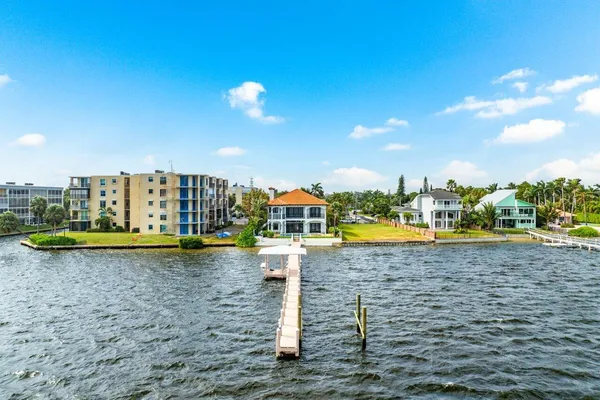 $35,000 | 1 18th Avenue South, Lake Worth Beach, FL 33460