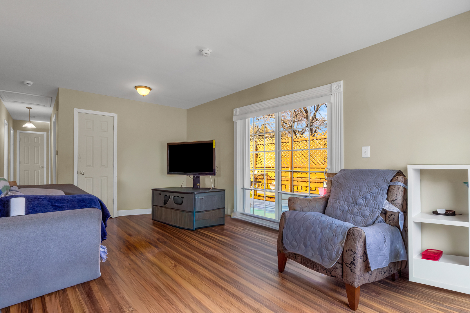 1501 Washington Street Lake In The Hills, IL 60156 - Photo 4 of 26
