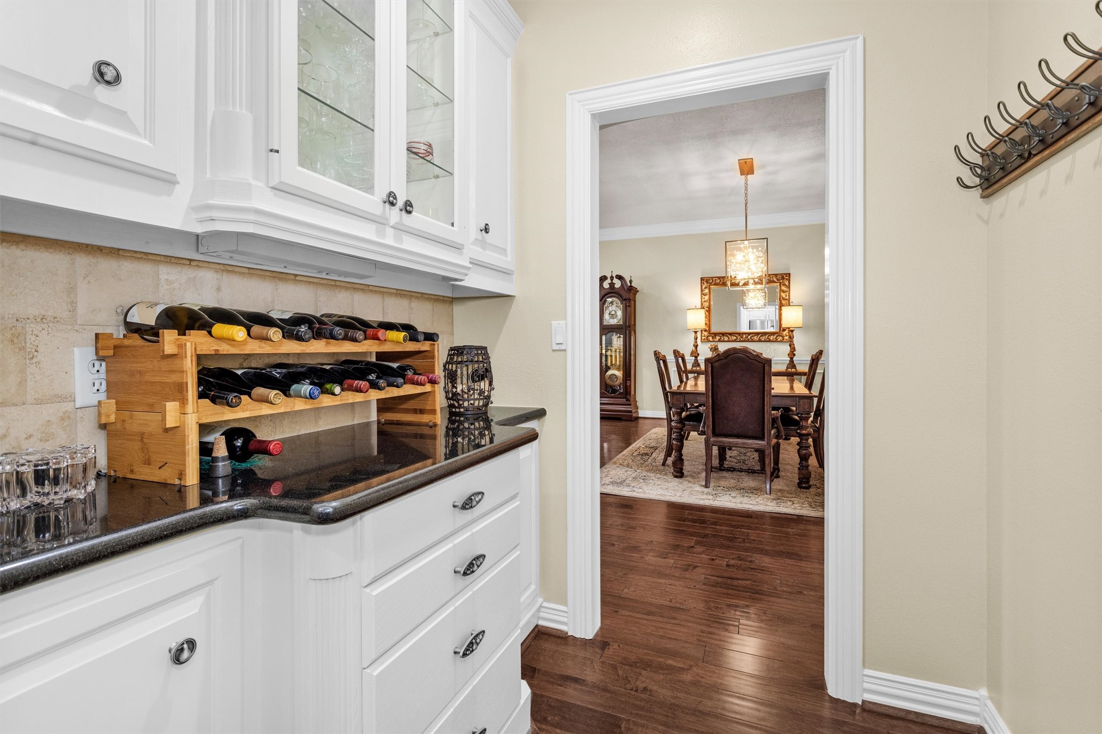 1502 Wimbledon Drive Huntsville, TX 77340 - Photo 21 of 49