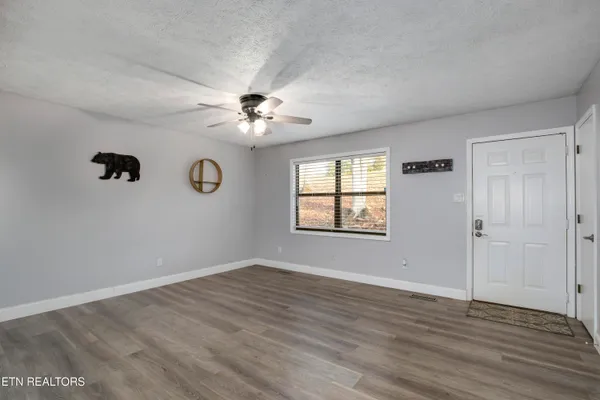 $457,500 | 521 Sourdough Hollow Road, Kodak, TN 37764