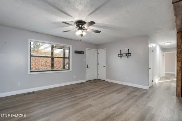 $457,500 | 521 Sourdough Hollow Road, Kodak, TN 37764