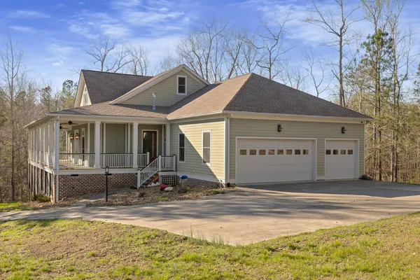 $699,999 | 405 St Johns Drive, North Augusta, SC 29860