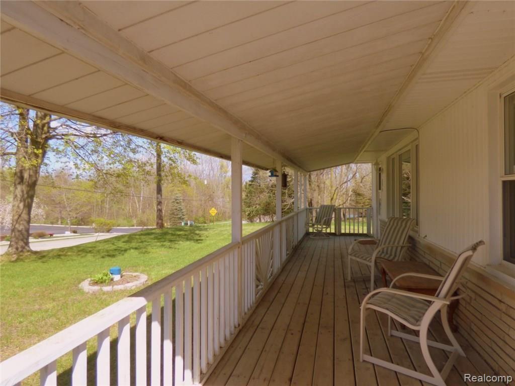 351 Mower Road Pinckney, MI 48169 - Photo 13 of 14 13 FRONT PORCH.JPG