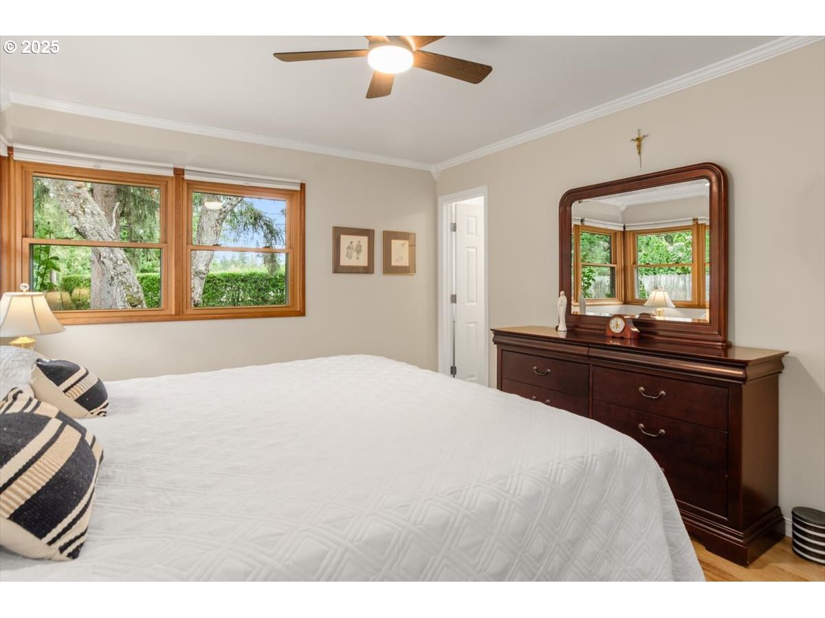 9845 Southwest Eagle Lane Beaverton, OR 97008 - Photo 25 of 46 Owner's Suite Bedroom