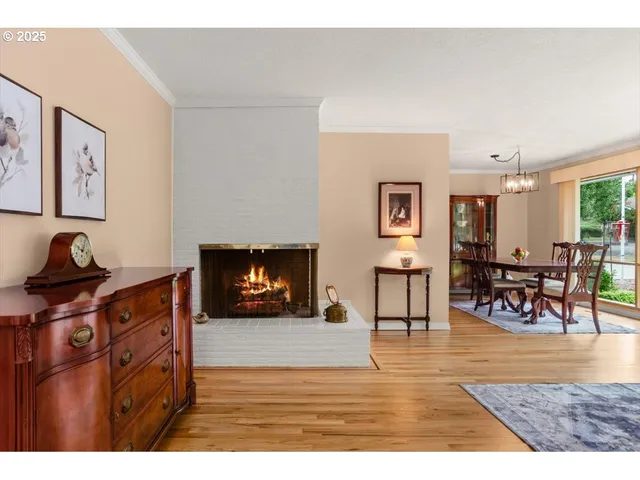 $837,000 | 9845 Southwest Eagle Lane, Beaverton, OR 97008