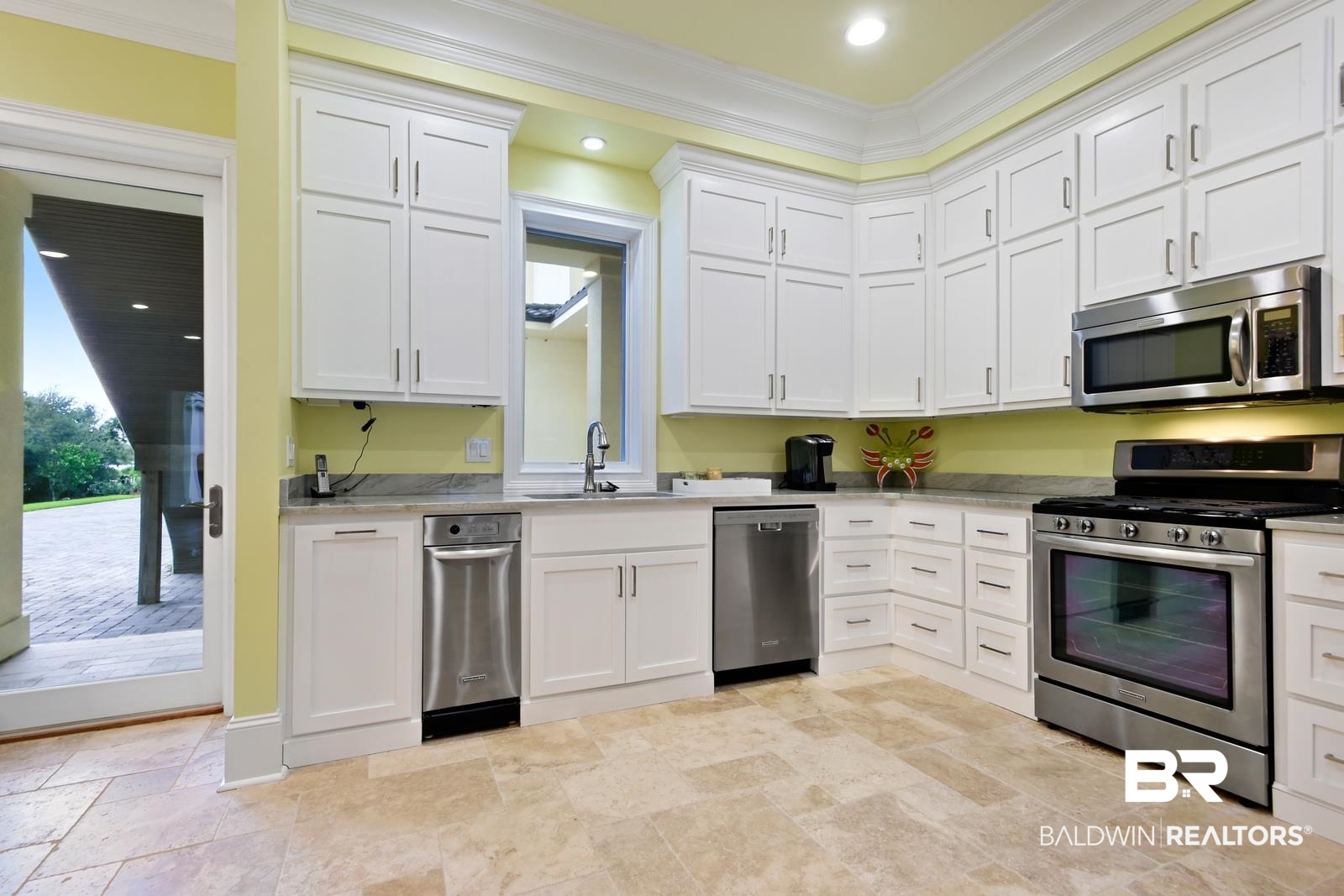 30747 Peninsula Drive Orange Beach, AL 36561 - Photo 30 of 50 lower level kitchen