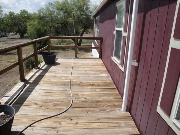 $137,500 | 315 South Vista Drive, Sandia, TX 78383