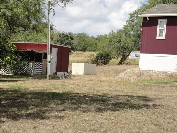 $137,500 | 315 South Vista Drive, Sandia, TX 78383