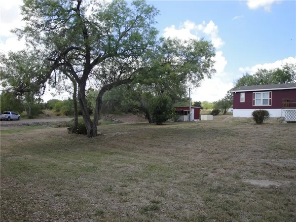 $137,500 | 315 South Vista Drive, Sandia, TX 78383