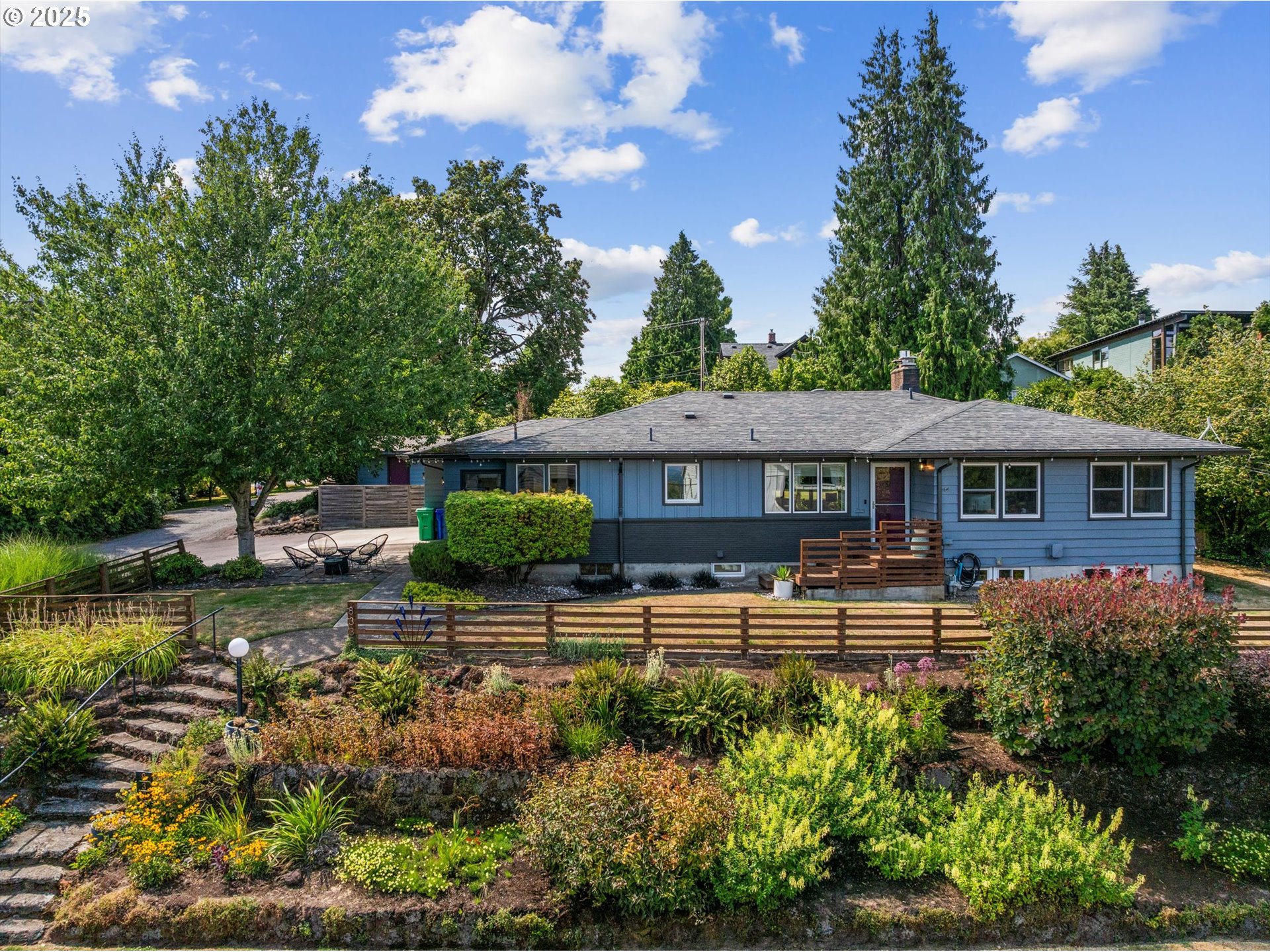 8335 Southwest 6th Avenue Portland, OR 97219 - Photo 2 of 46 Gallery Image 2