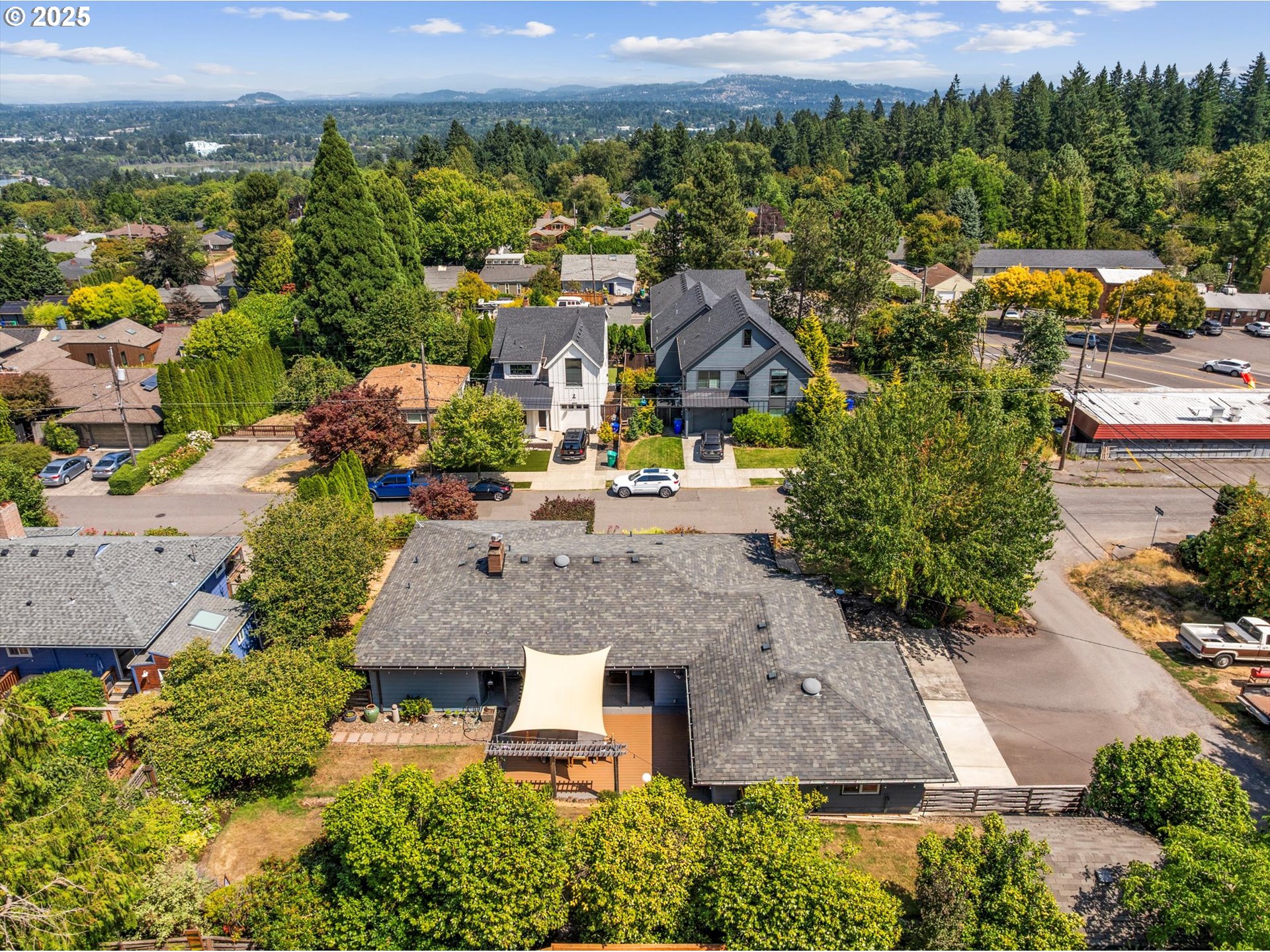 8335 Southwest 6th Avenue Portland, OR 97219 - Photo 44 of 46 Drone View/UAV