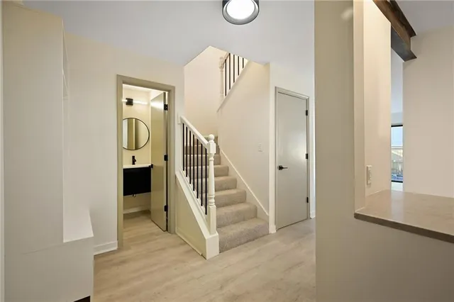 $275,000 | 10208 Robinson Street, Overland Park, KS 66212