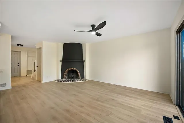 $275,000 | 10208 Robinson Street, Overland Park, KS 66212