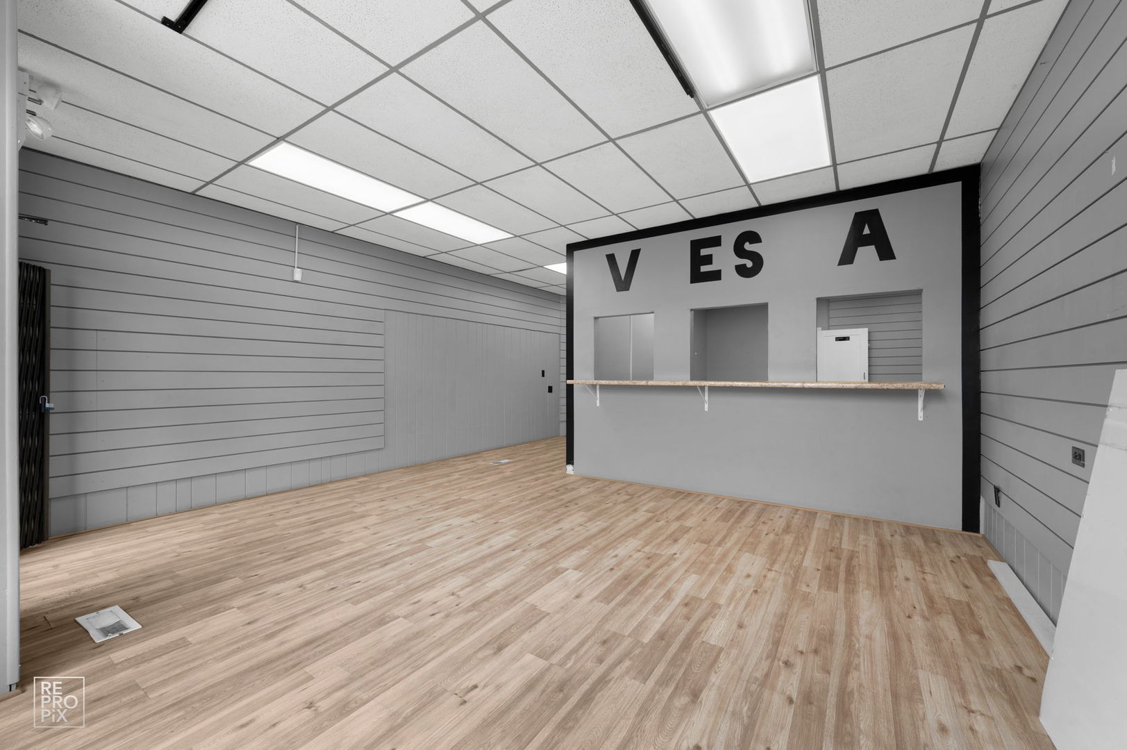 4812 South Pulaski Road Chicago, IL 60632 - Photo 6 of 25 Gallery Image 6